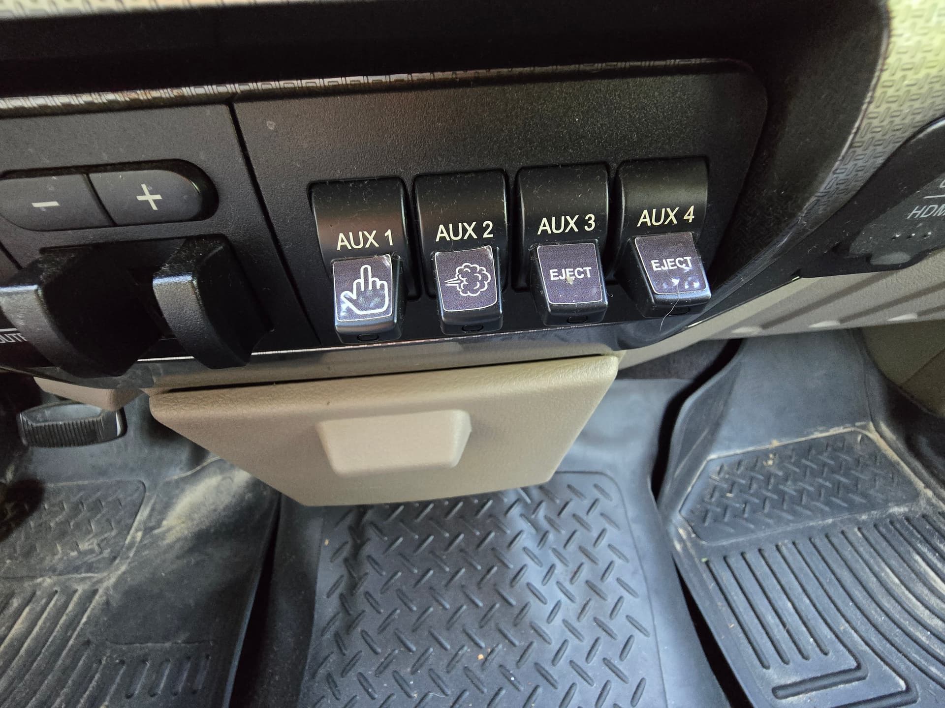 Scott's 2008 Ford F350 Train Horn Install