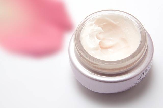 moisturising cream