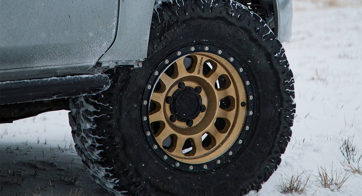 Method 315 Wheels Gold in Snow