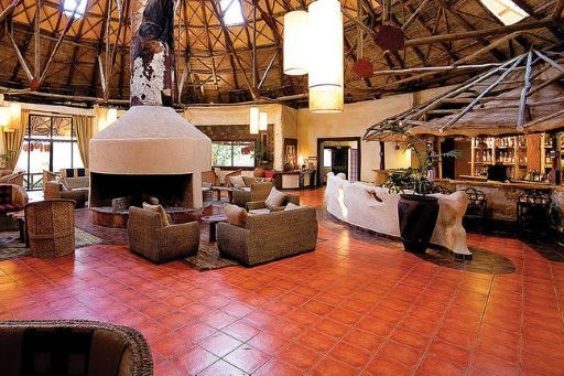 Mara Sopa Lodge_bar
