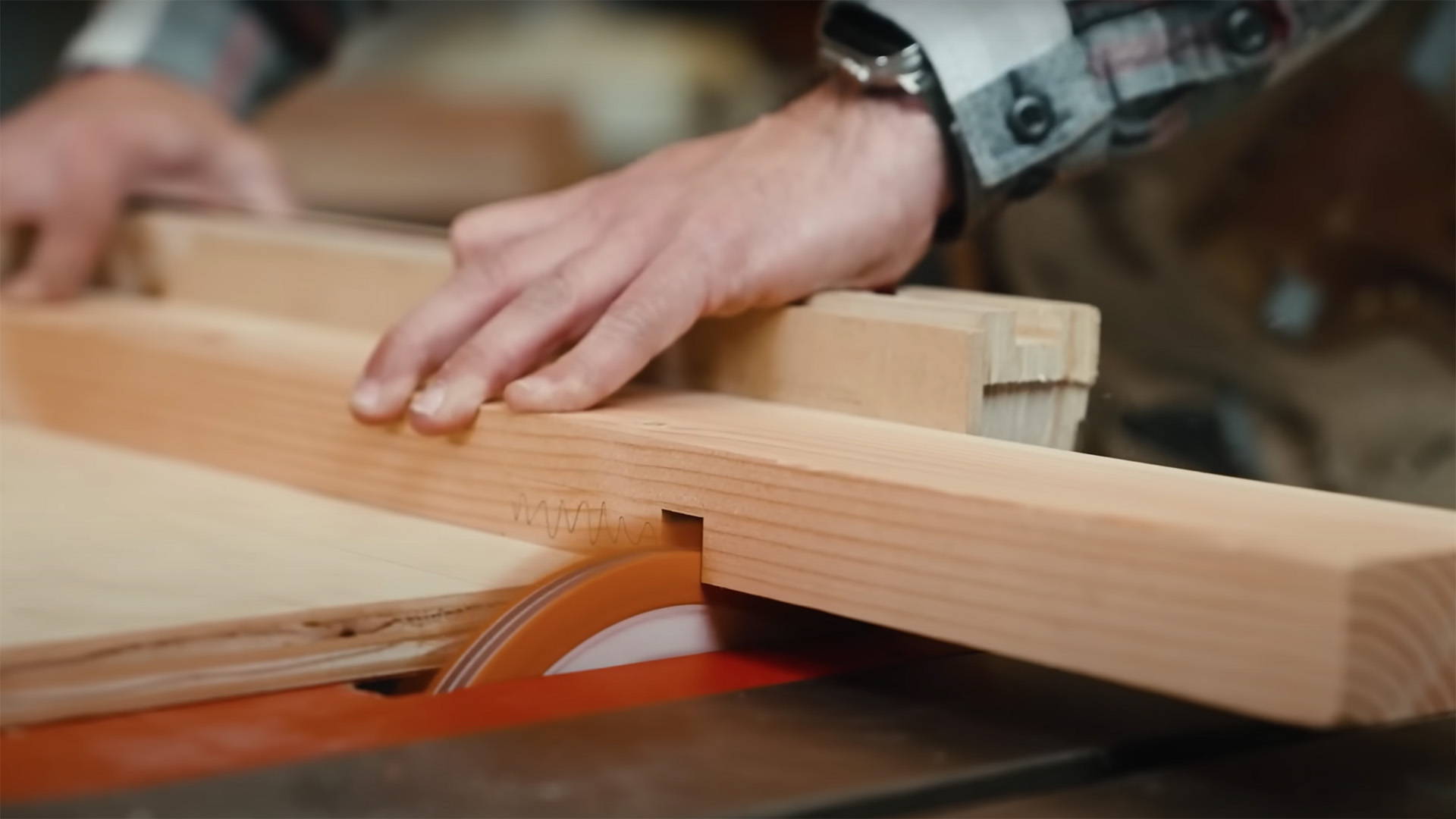 cutting a lap joint with a dado blade