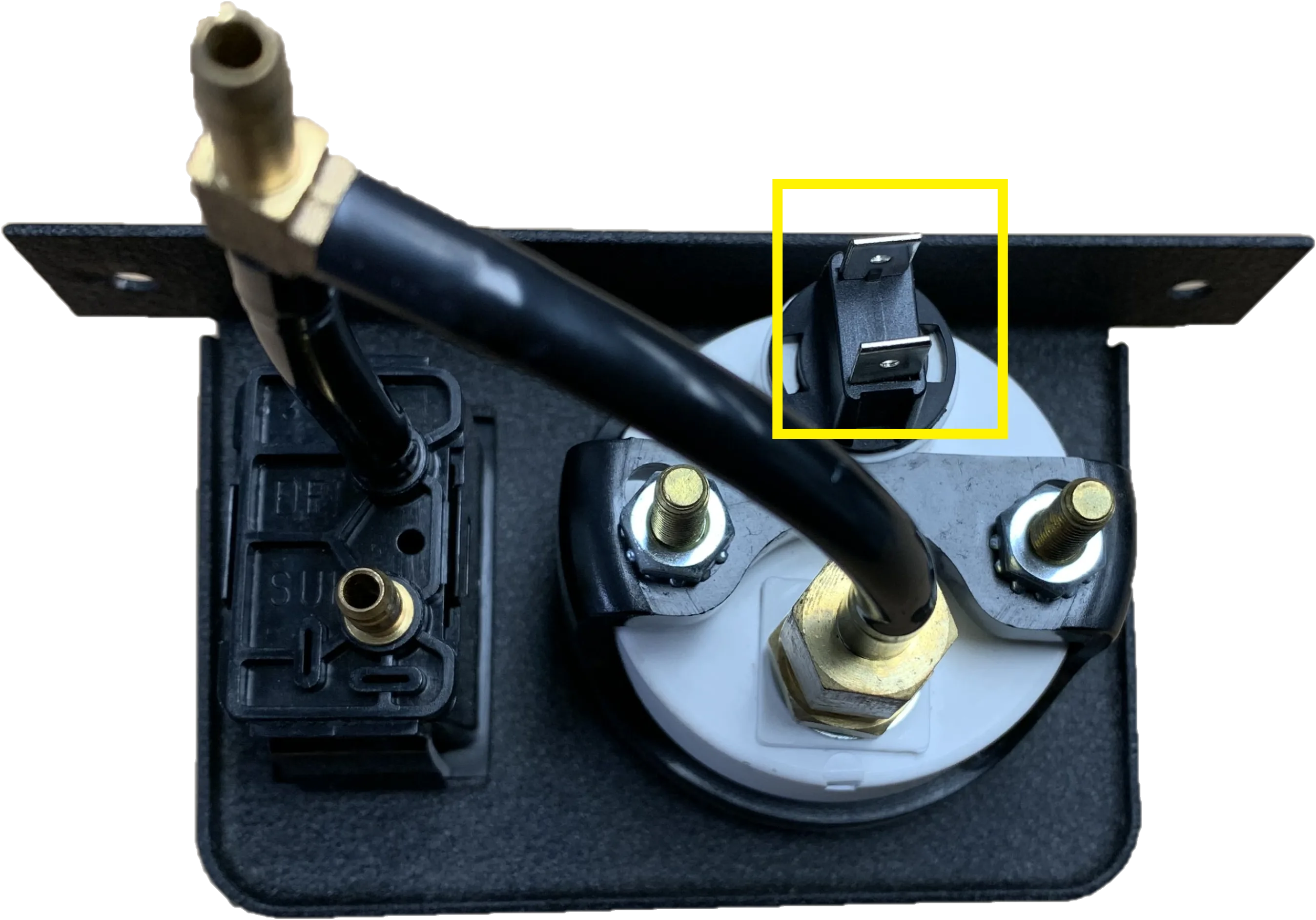 Using Air Bags / Load Support with Horn Kits (Single Path)