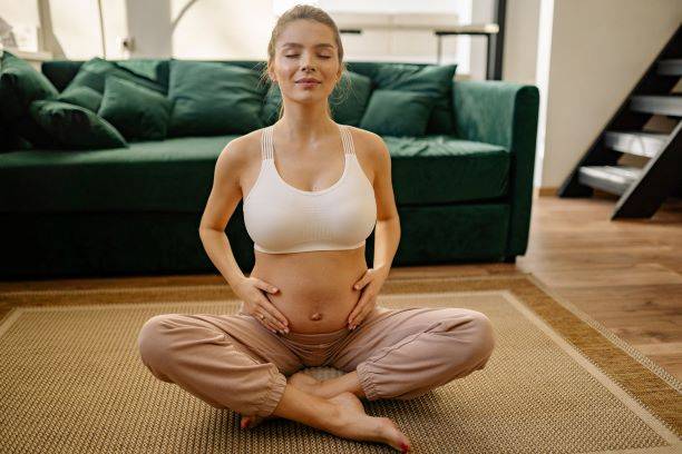 How to ease back pain in pregnancy