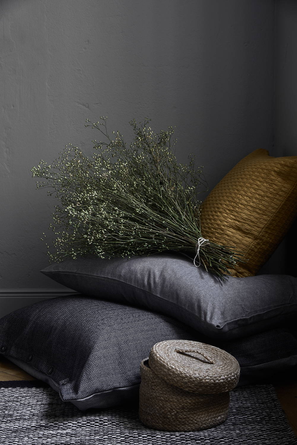 Interior Trend Senfgelb Olivgrün Bettwäsche Tagesdecke Kissen