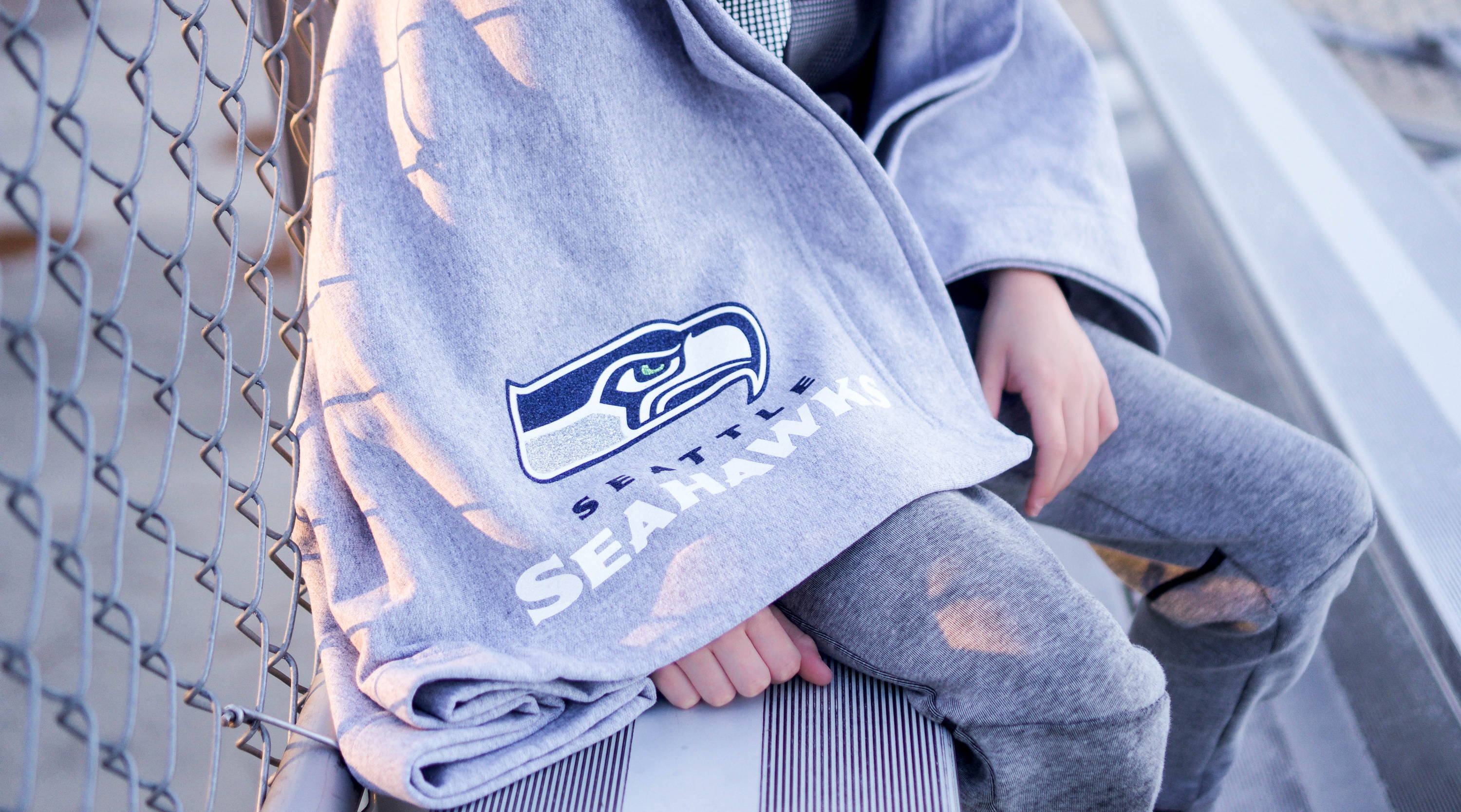 DIY Super Bowl Project Idea How to Layer Glitter Heat Transfer Vinyl