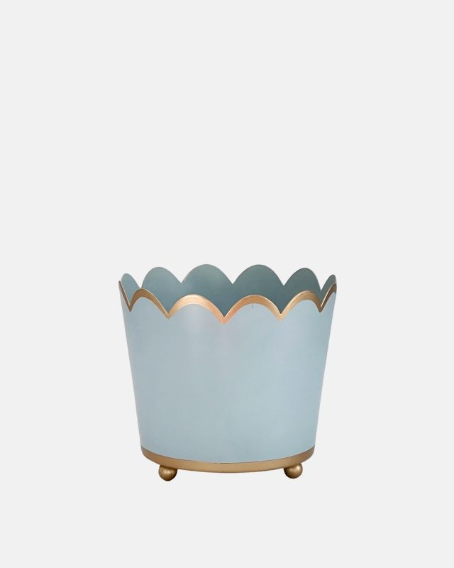Product picture of the Tooka small scallop planter in soft blue.