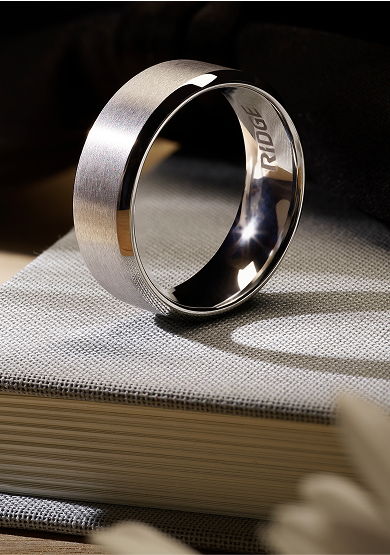Ridge 8mm Beveled Ring Set - Black Damascus