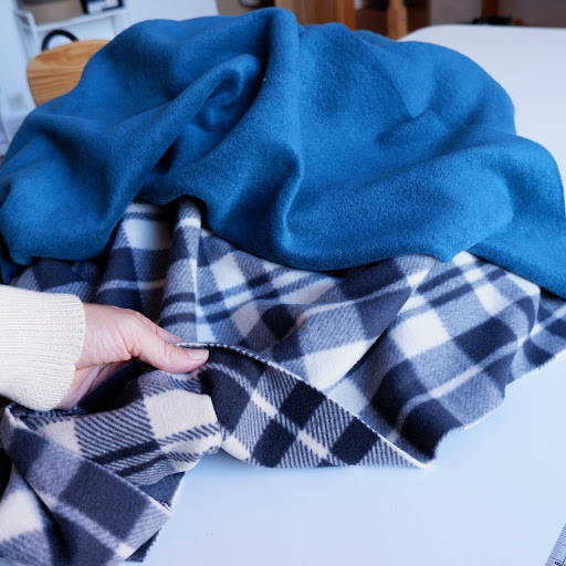 How to Make a Fleece Tie Blanket