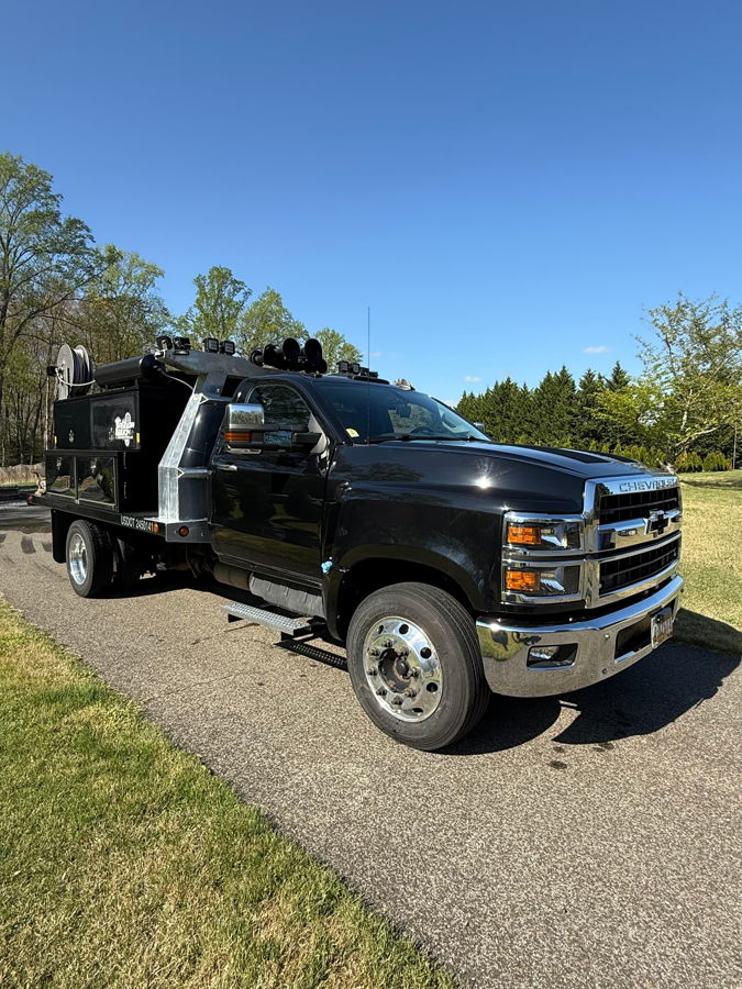 K5LA horn mounting bracket frame rail or chassis installation detail Glenn's 2020 Chevy Silverado 6500HD gallery photo 5