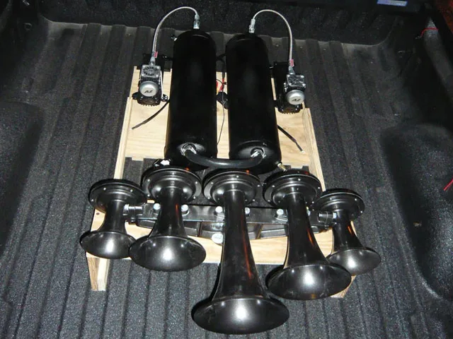 Completed Nathan AirChime K5LA train horn install on Paul's 2010 GMC Sierra 1500 photo 3