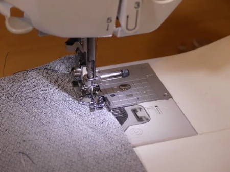 9 Ways to Sew a Straight Line: Tips, Tricks, and Handy Tools