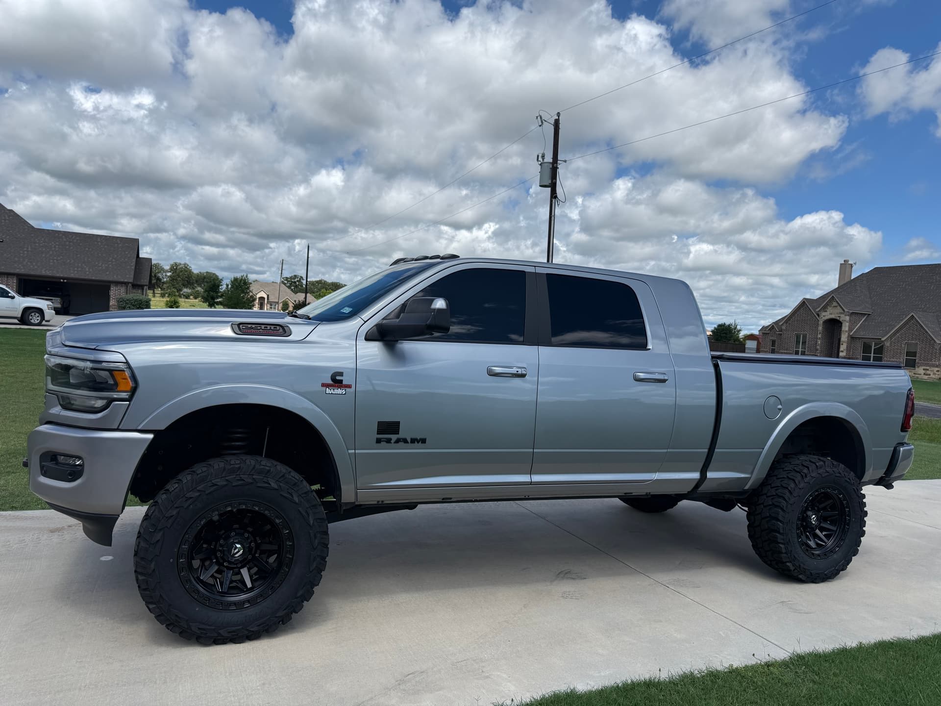 Bryan's 2020 Dodge Ram 2500 Laramie Train Horn Install