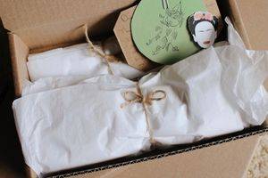 recycled tissue paper for holiday packaging