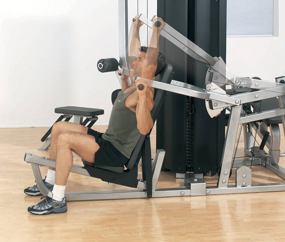 Man shoulder press exercising on Fit 3
