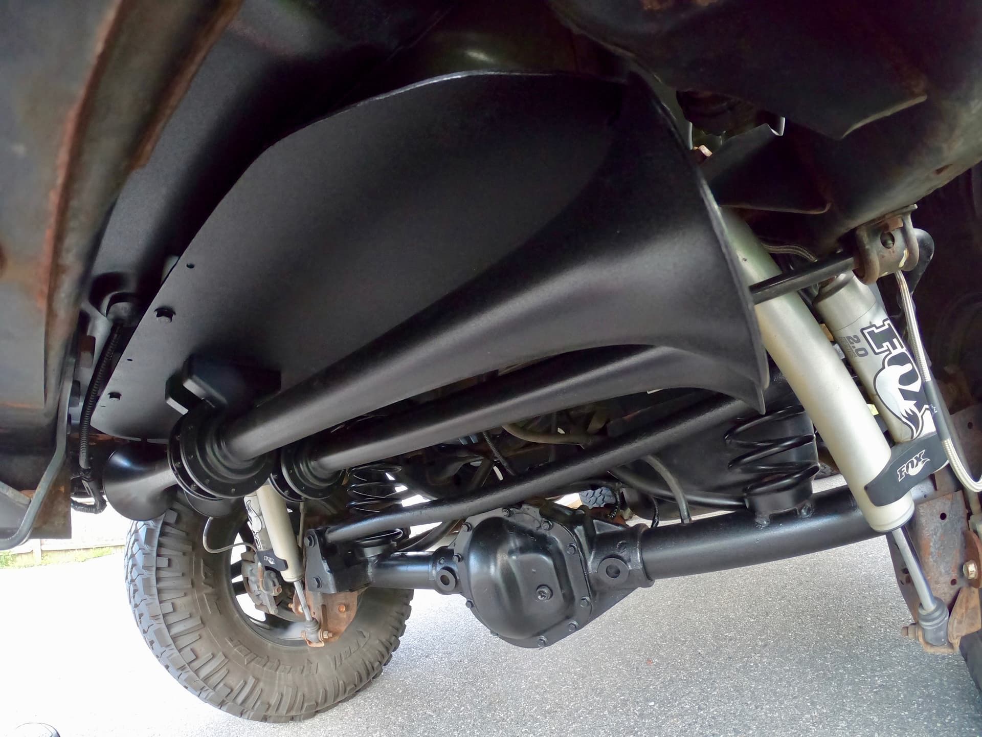 2014 Jeep Wrangler Rubicon with Conductor’s Special 244 Nightmare Edition train horn kit