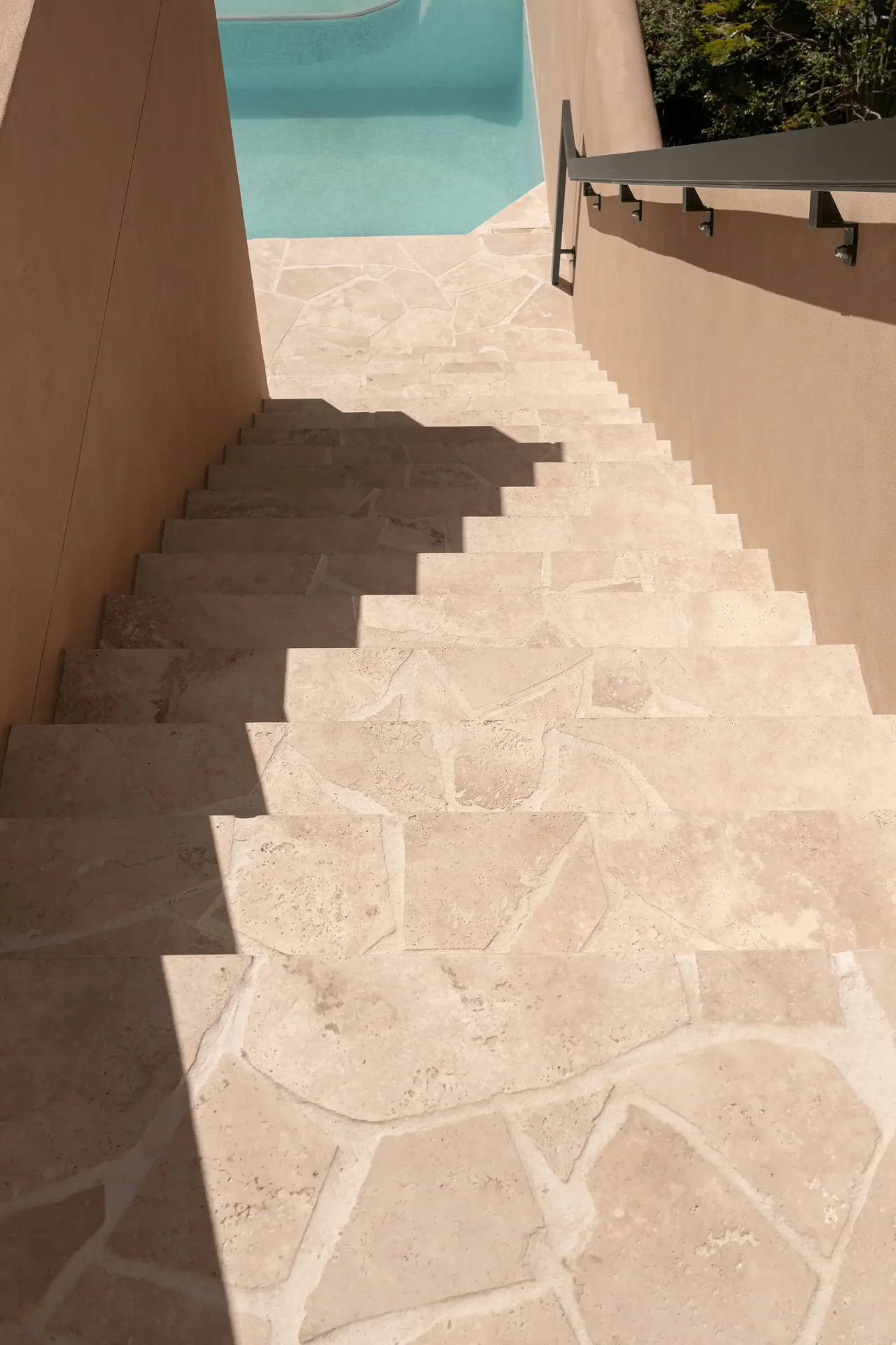 Dune by Graya stairwell