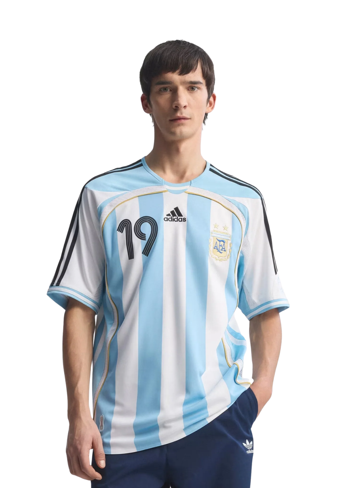 A person wearing an Argentina soccer jersey with the number 19.