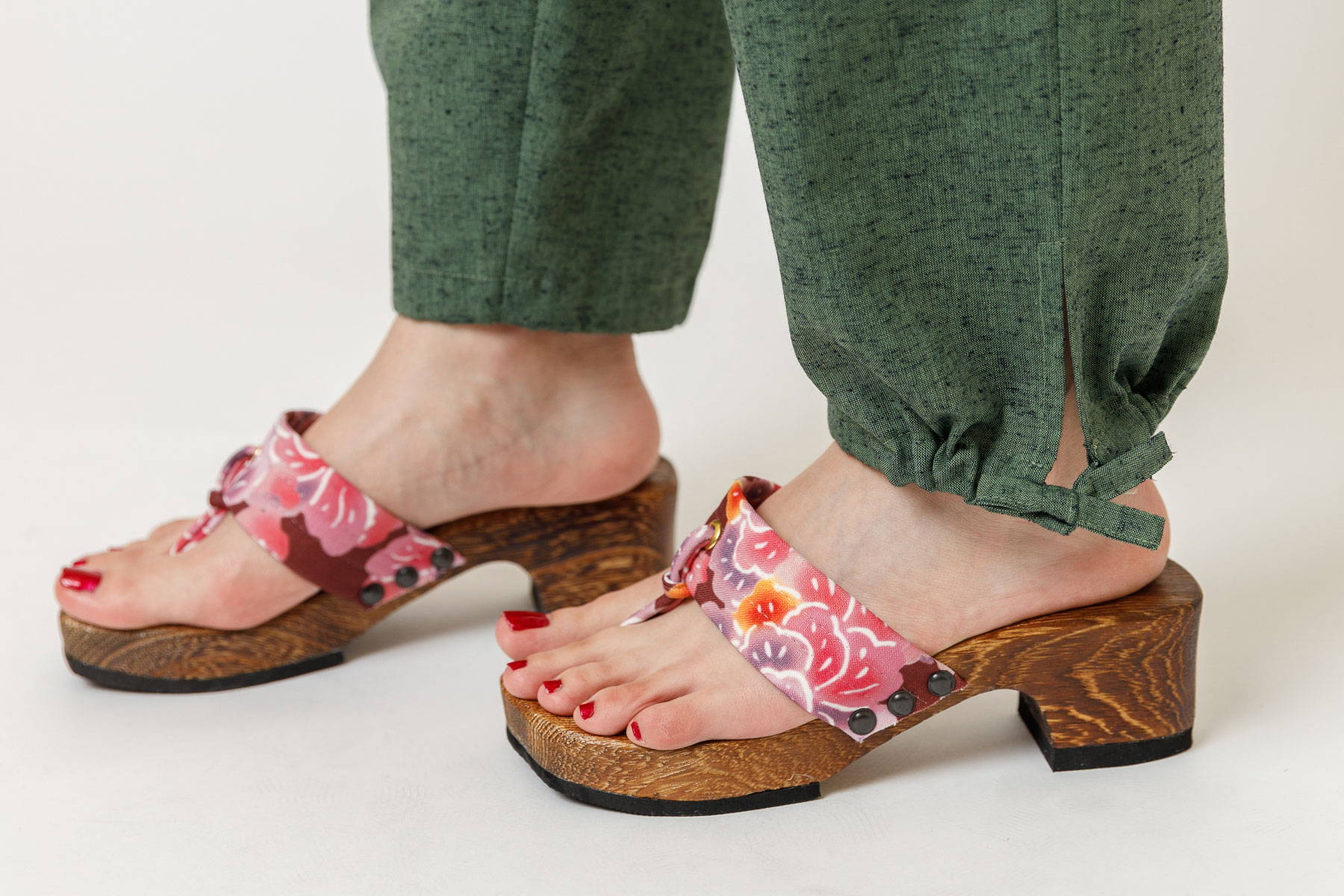 thumbnail image 2 of Japanese Traditional Sandal Zori Setta For Men's US Size 2 of 9