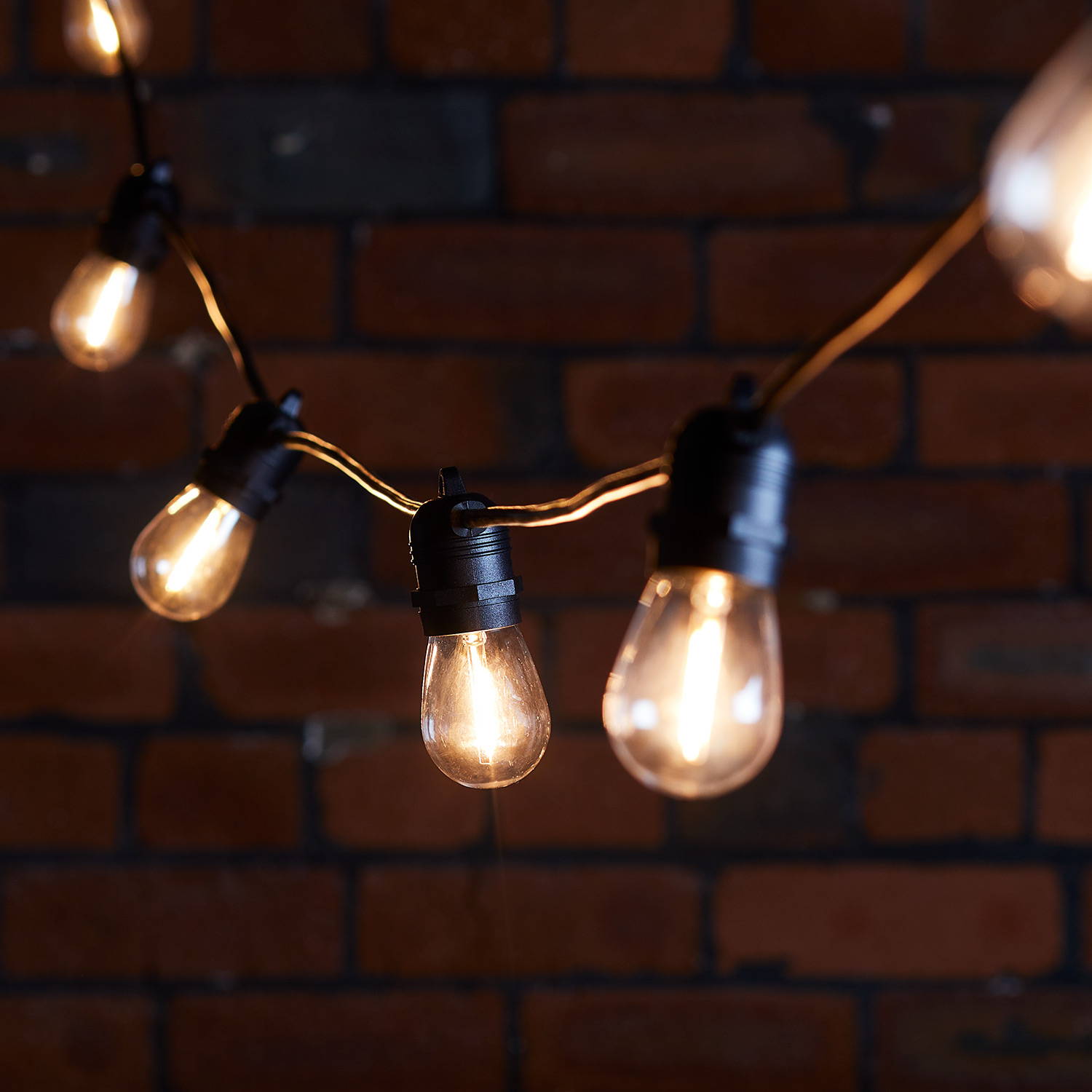 Ultimate Connect festoons close up