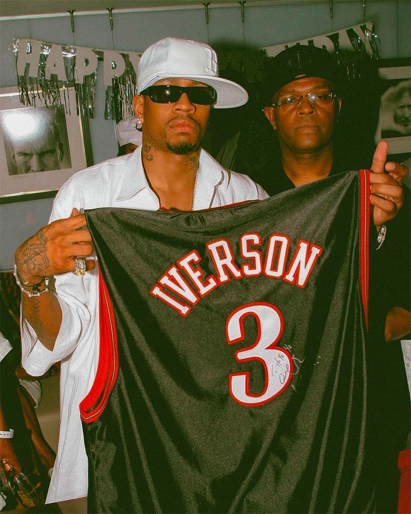 AllenIverson  90s hip hop fashion, 90's men fashion, Hip hop fashion