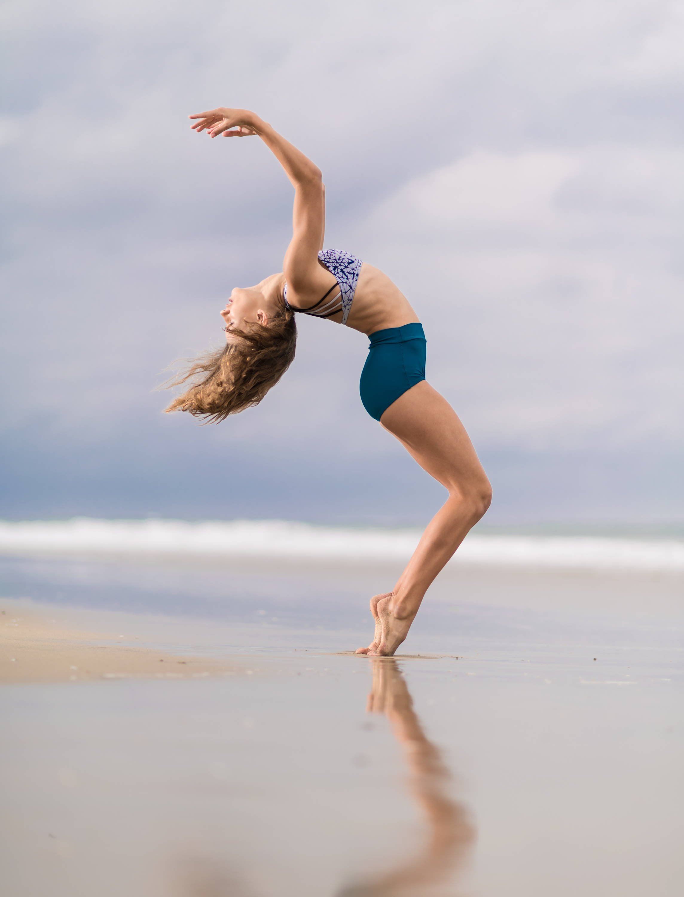 girl dancing