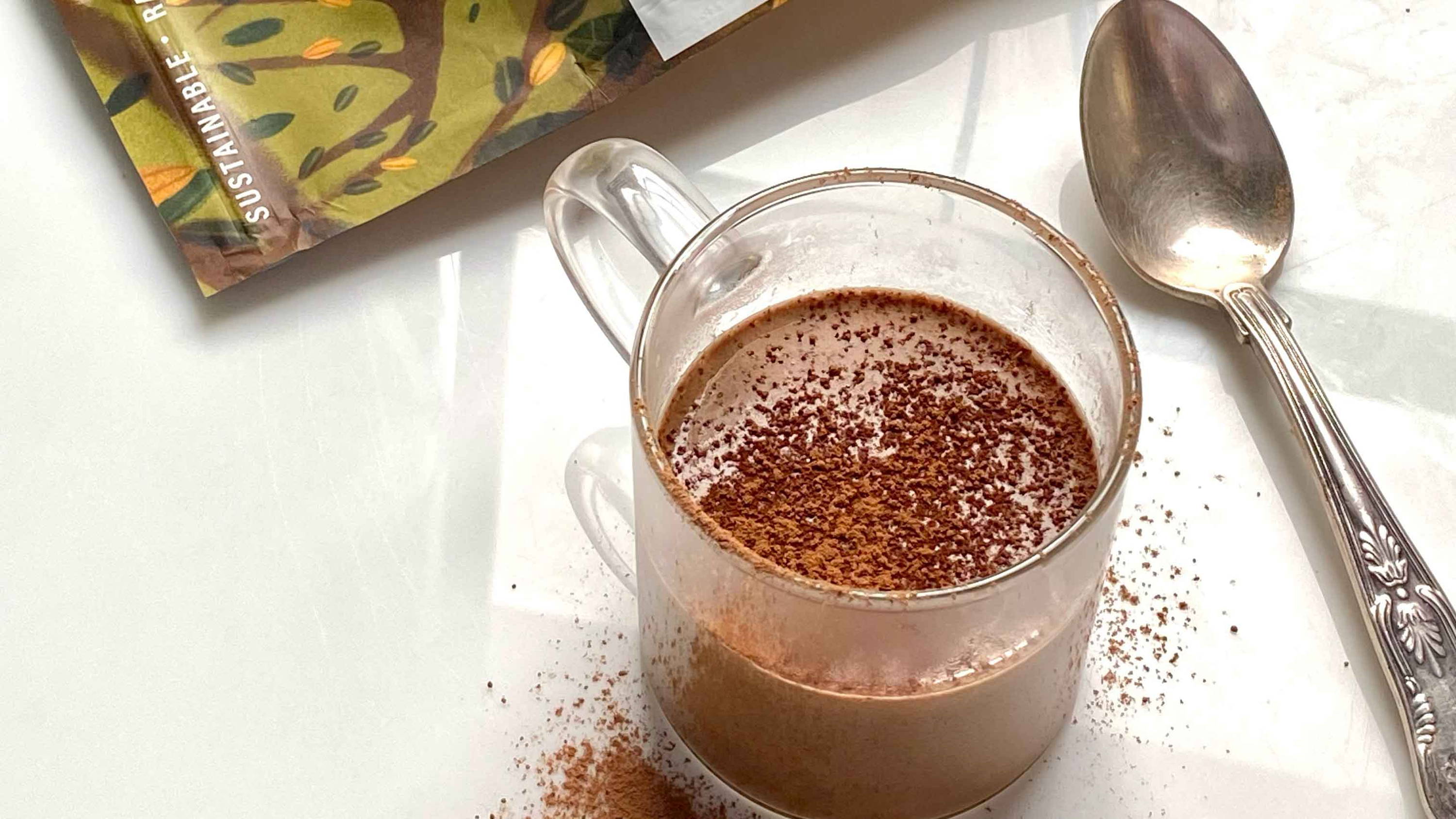 vegan hot chocolate @ 2022 izabela ribas 