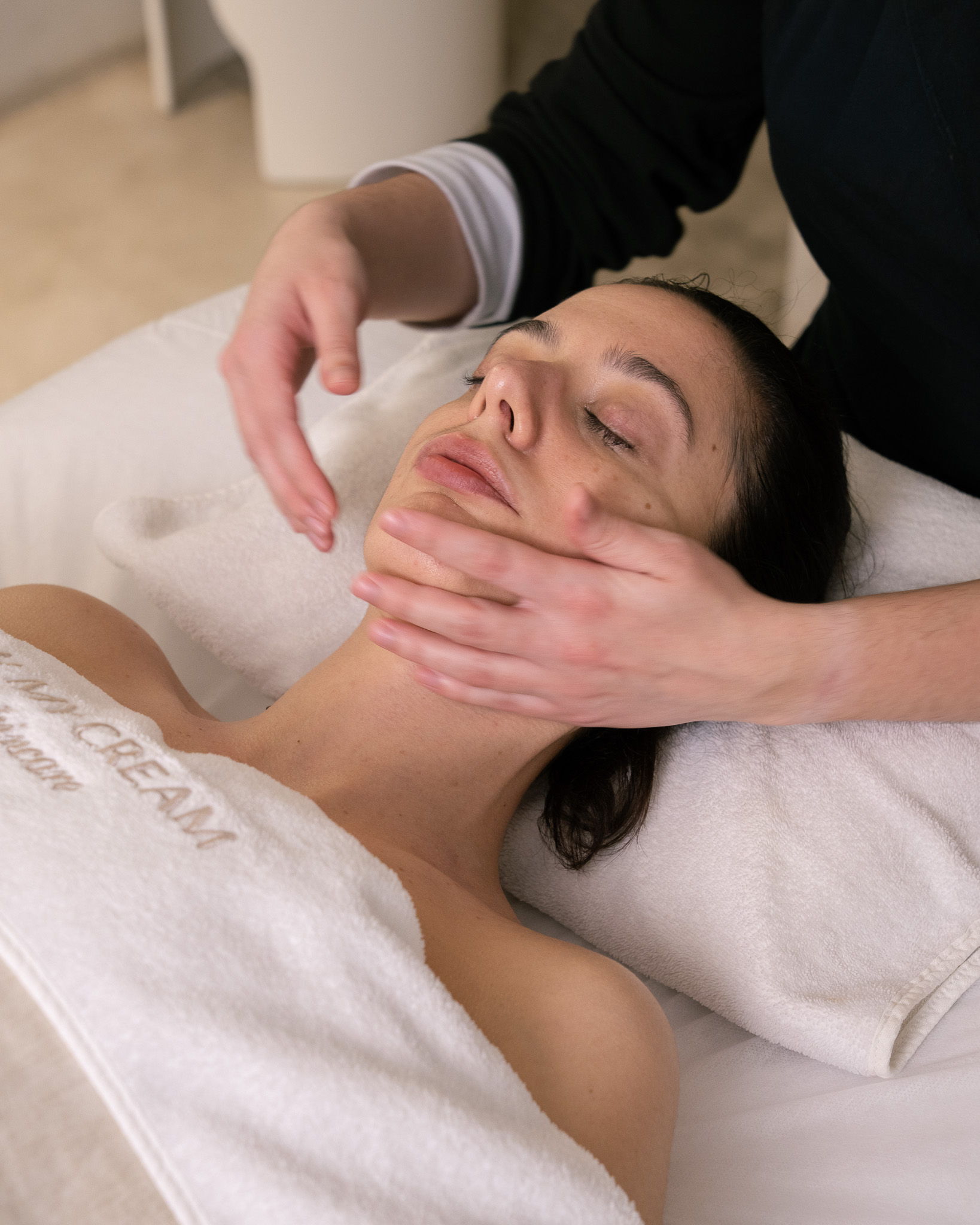#seo: Susanne Kaufmann facial treatment