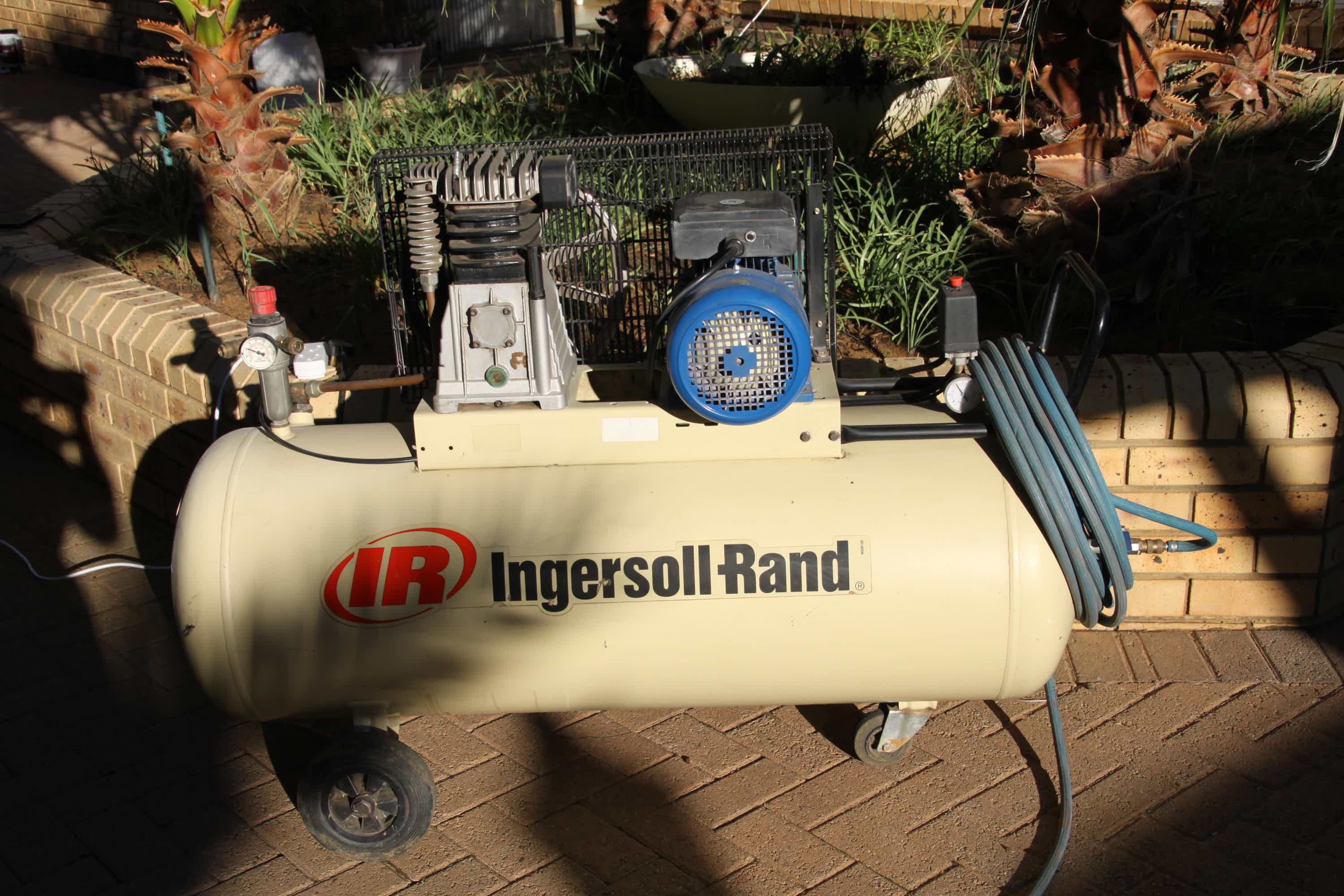 ingersoll rand compressor for glow in the dark spray gun paint