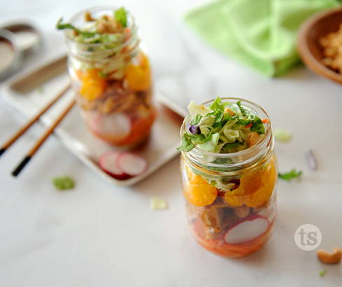 asian chicken mason jar salad