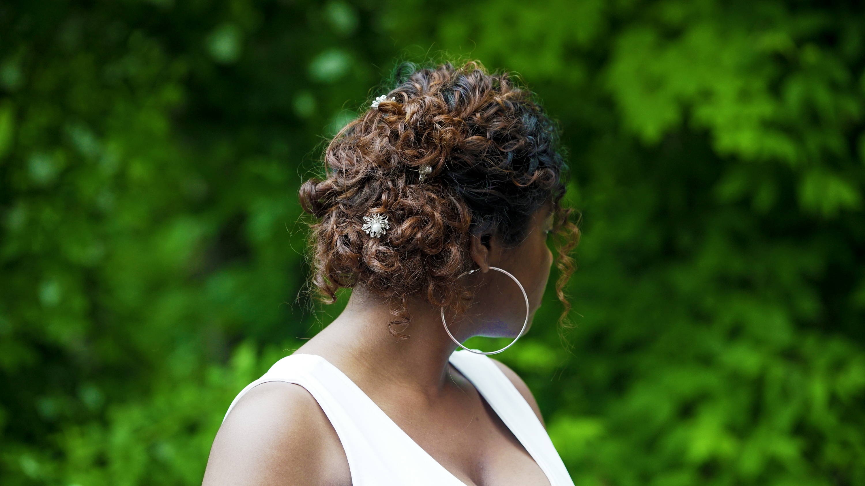 How-To Rock Ur Curls for Special Occasions
