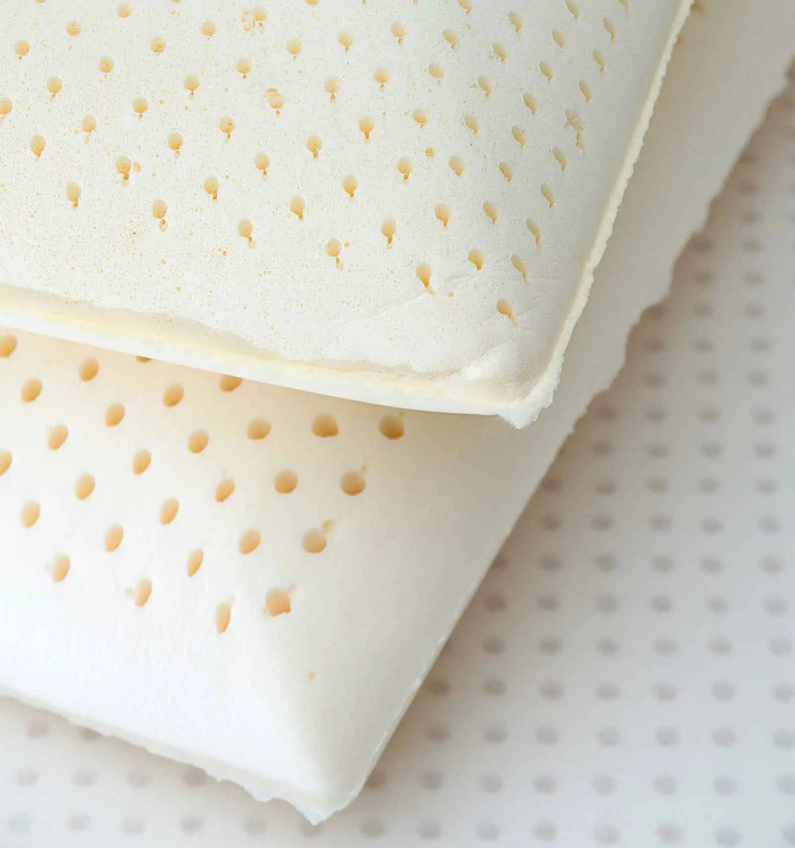 What Are The 6 Most Common Types Of Pillows?