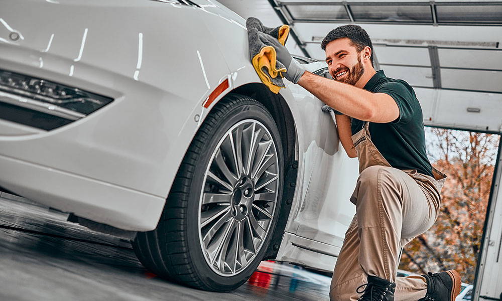 From DIY to the Pros, Your Ultimate Guide to Car Scratch Repair