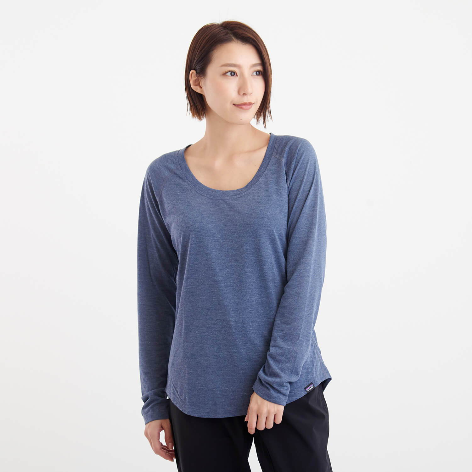patagonia（パタゴニア）/キャプリーンクール ロングスリーブトレイルシャツ/ネイビー/WOMENS