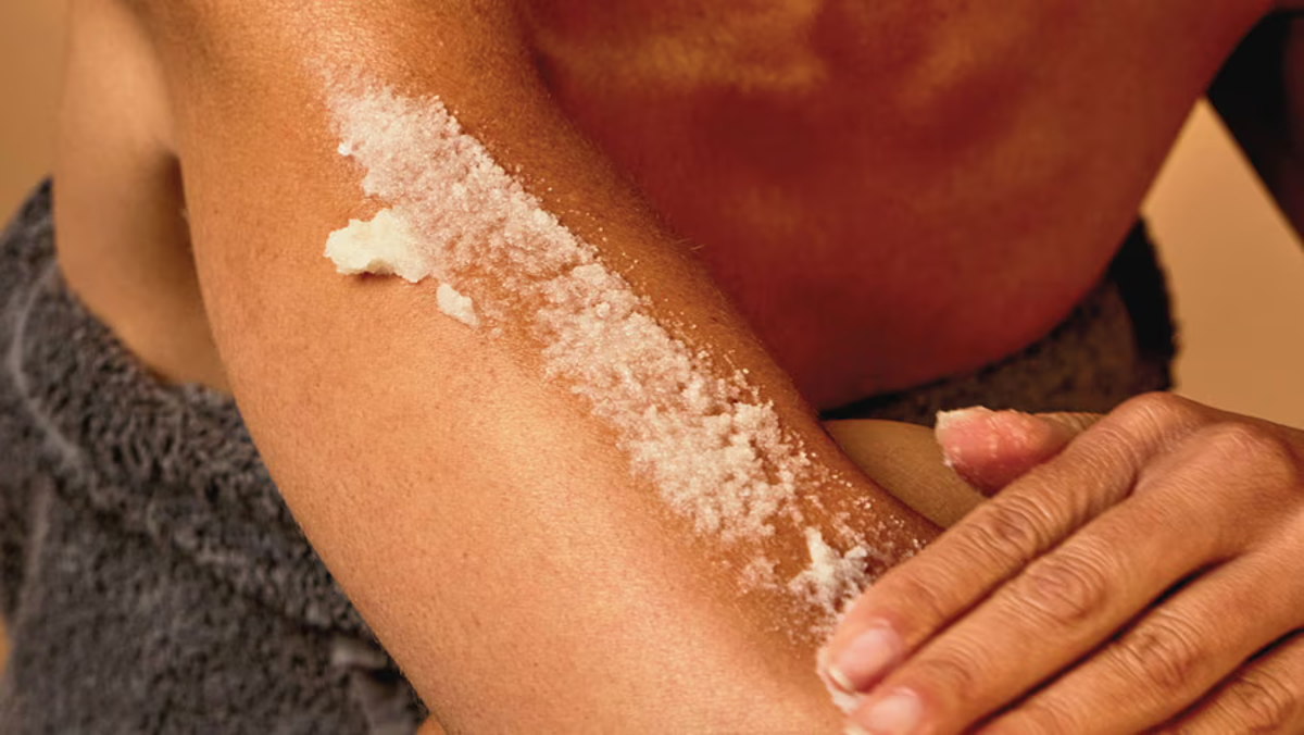 Nourishing body wrap treatment