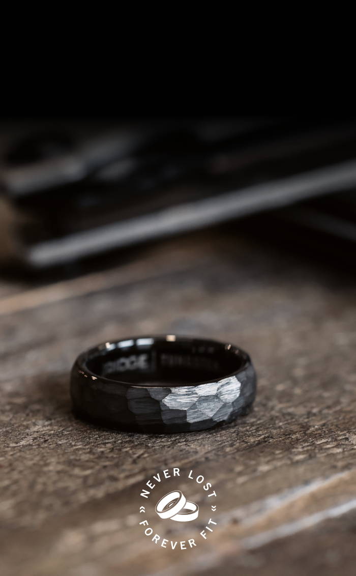 Alpine Navy 6MM Hammered Ring on wooden top