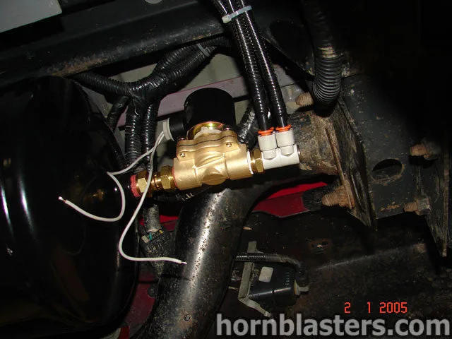 Air system plumbing and routing detail on Josh's Dodge Ram photo 5