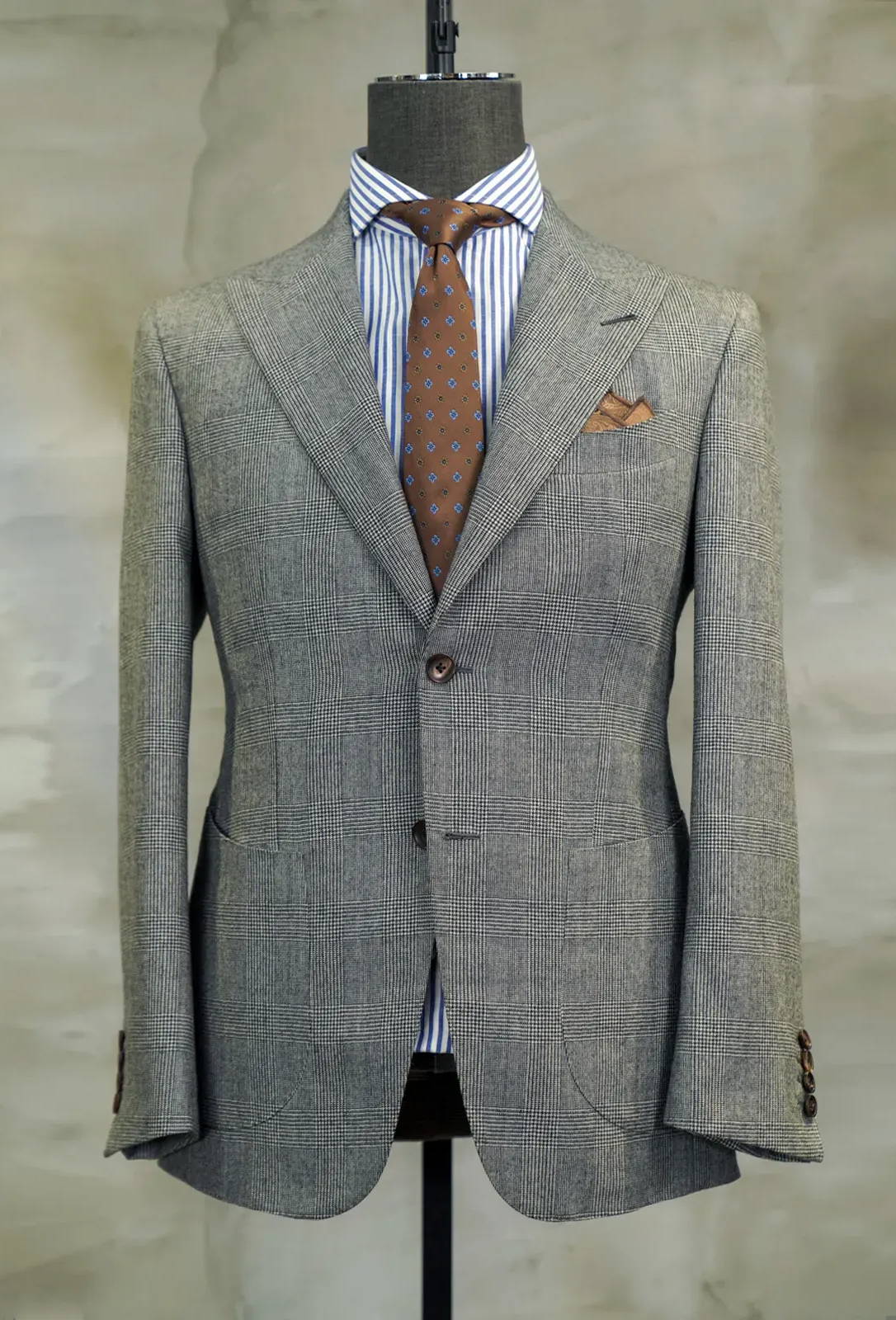 A Hand Tailored Suit - Cutting Custom Bespoke Hand Made Garments