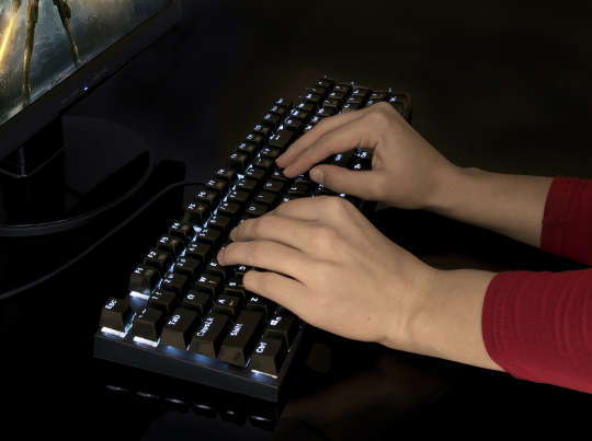 Hands on a keyboard