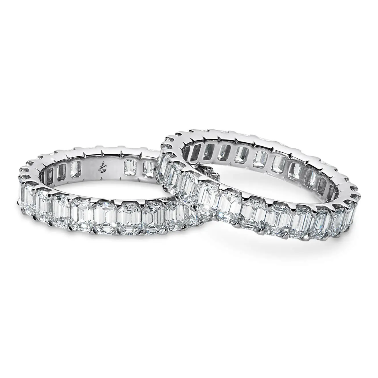 emerald-cut-diamond-eternity-bands