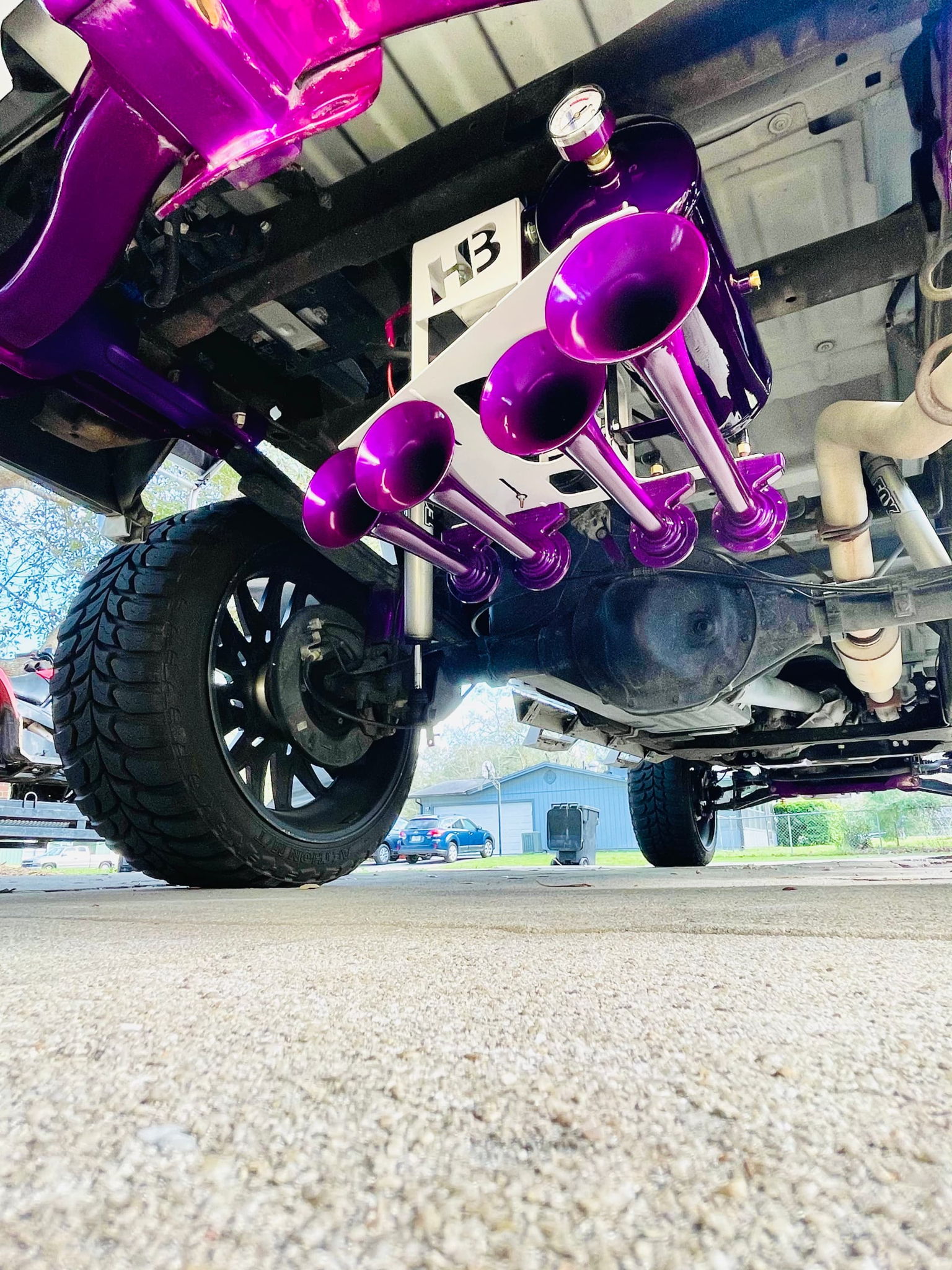 Glenn's 2014 GMC Sierra 1500 Train Horn Install