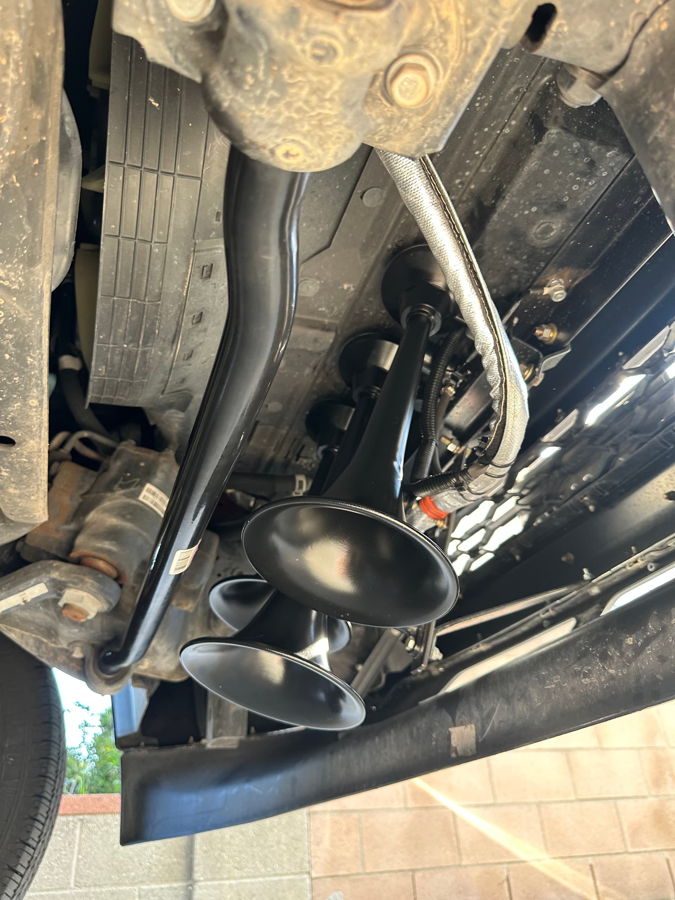 Robert's 2020 RAM 2500 Train Horn Install