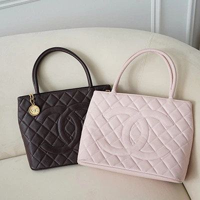 chanel medallion tote pink