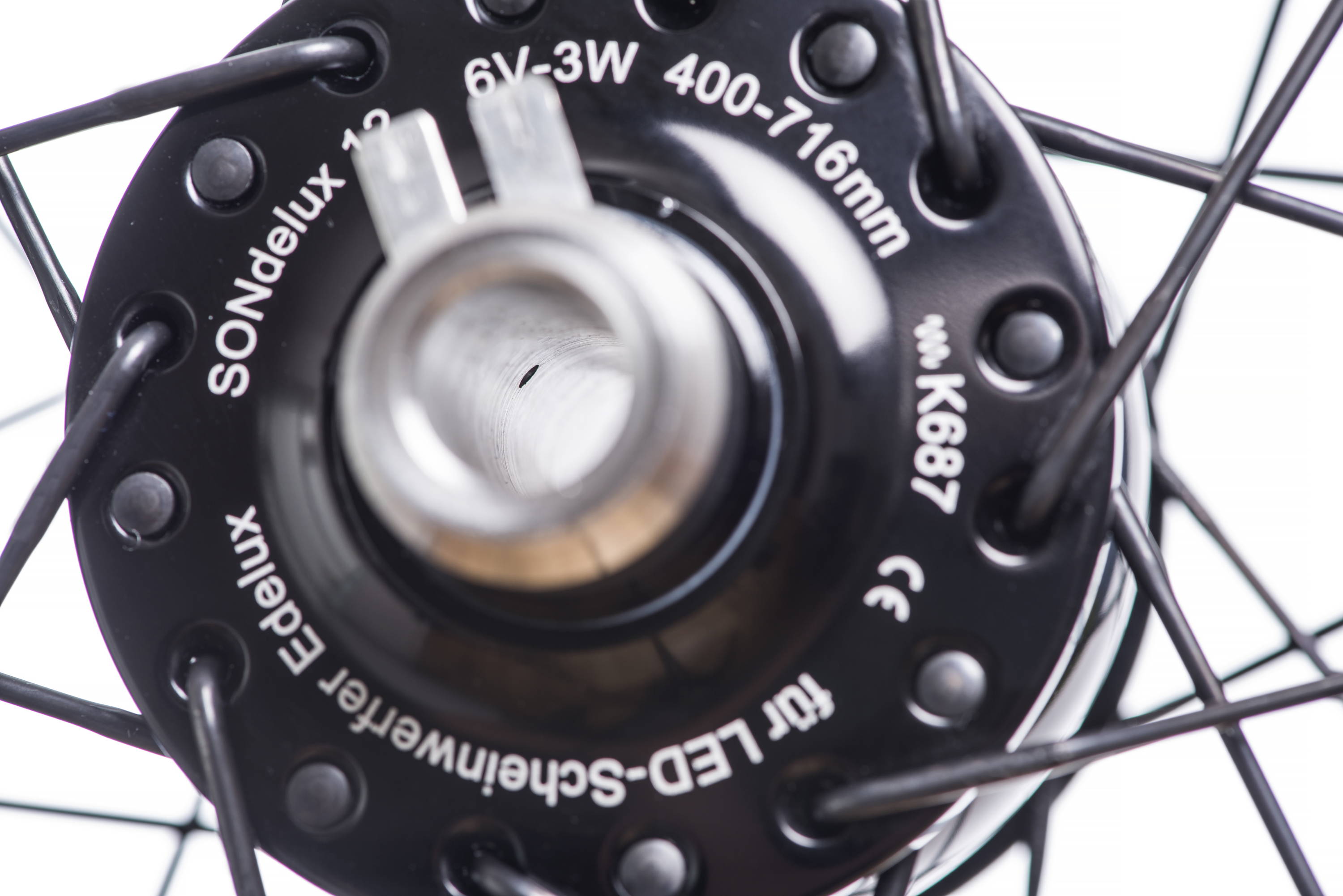 SONdelux 12 front Dynamo hub