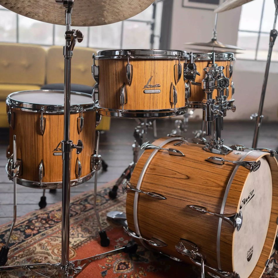 Electronic vs. acoustic drums: what’s the difference?