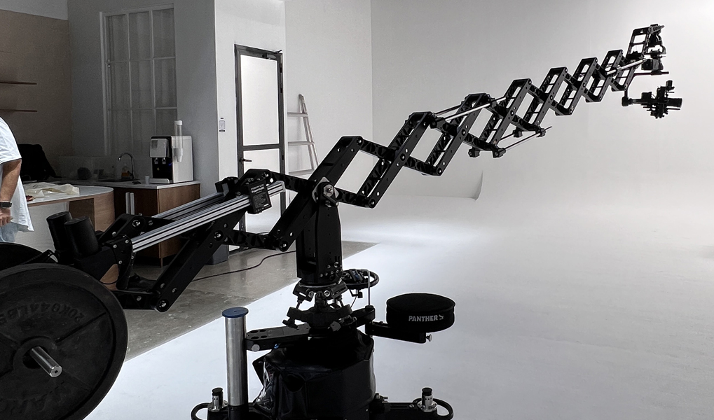 Proaim SJ30 Powermatic Scissor 17ft Telescopic Video Camera Jib Crane