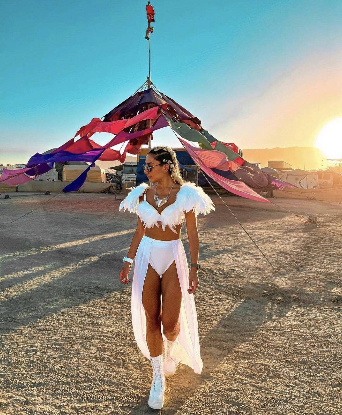 Burning Man White Feather Bra and Epaulette Set