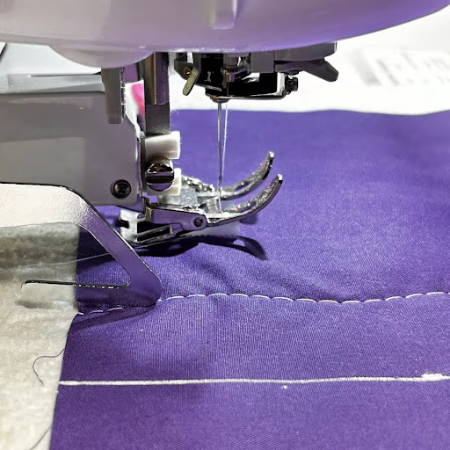 Detail quilt stitches for quilting the sandwich