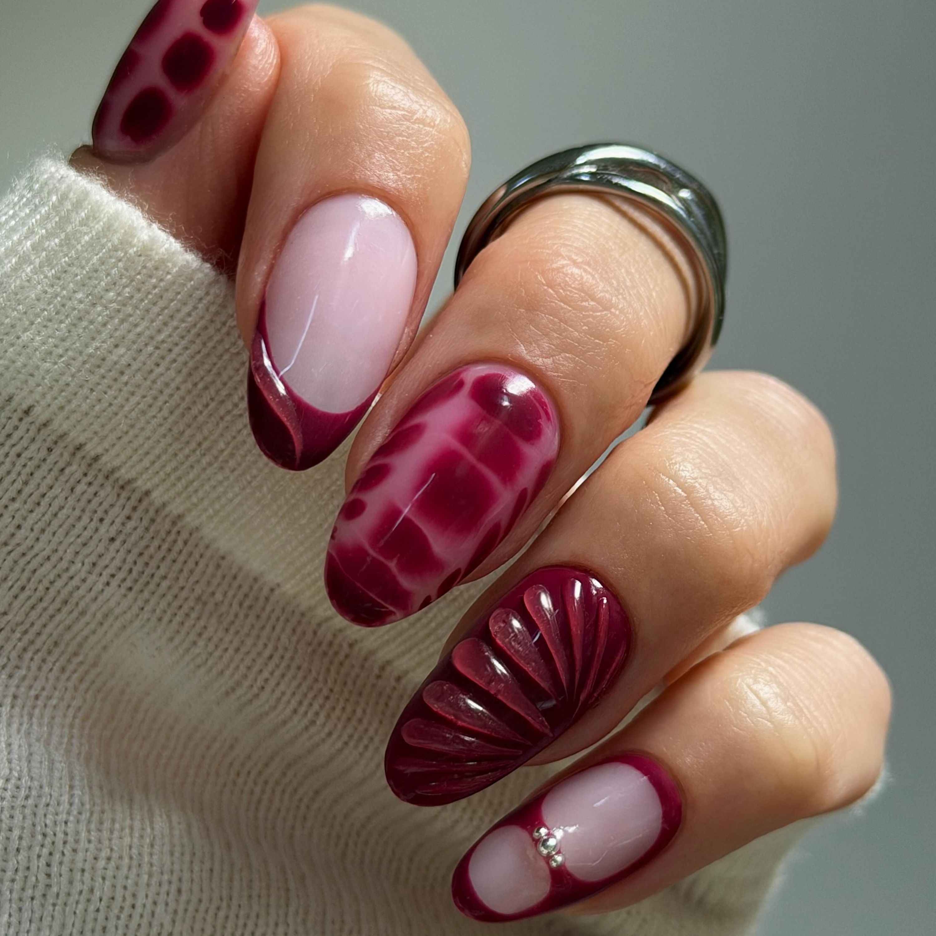 Berry tortoise shell and 3D shell nails