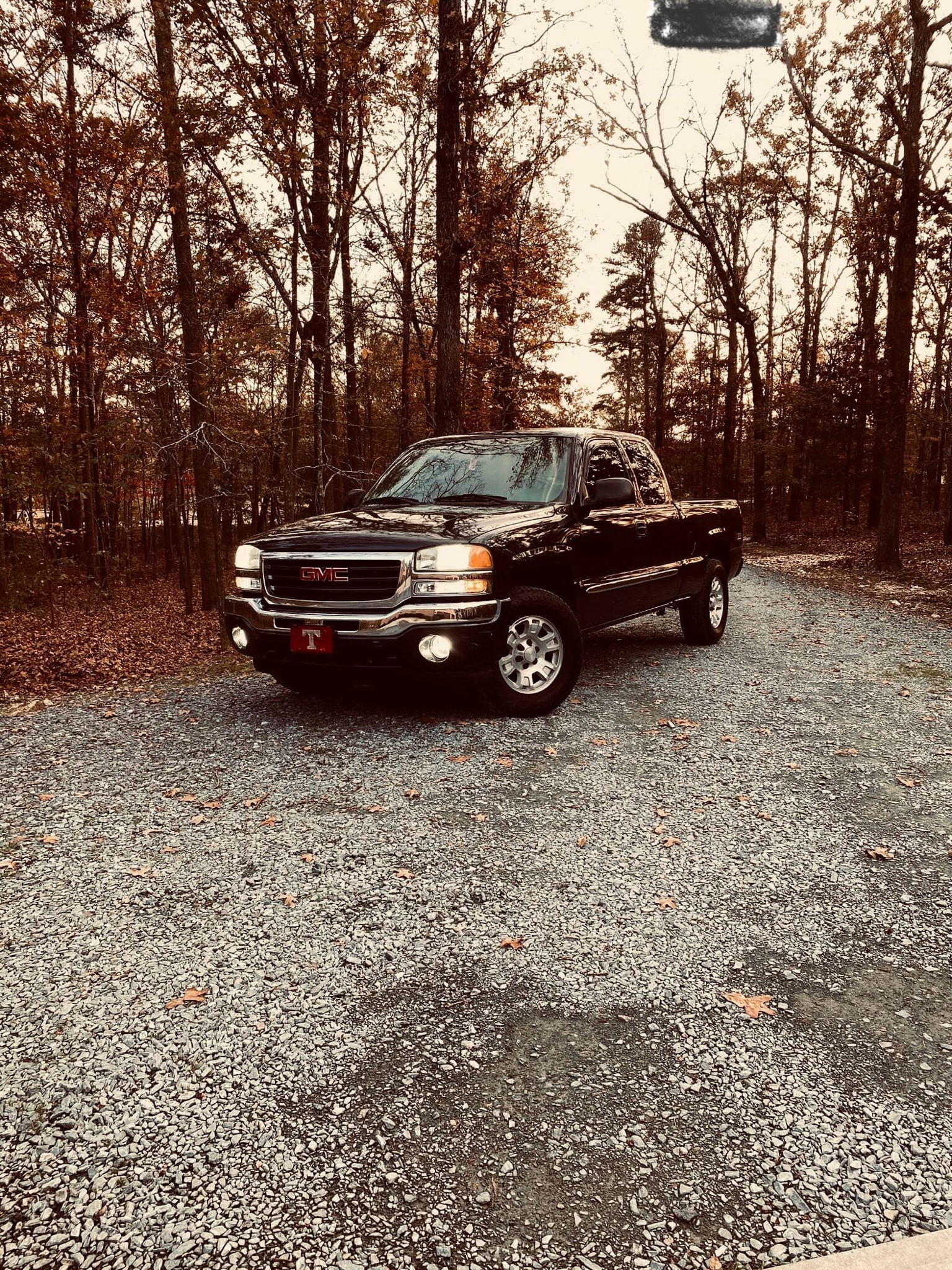 Blake's 2005 GMC Sierra 1500 Z71 Train Horn Install