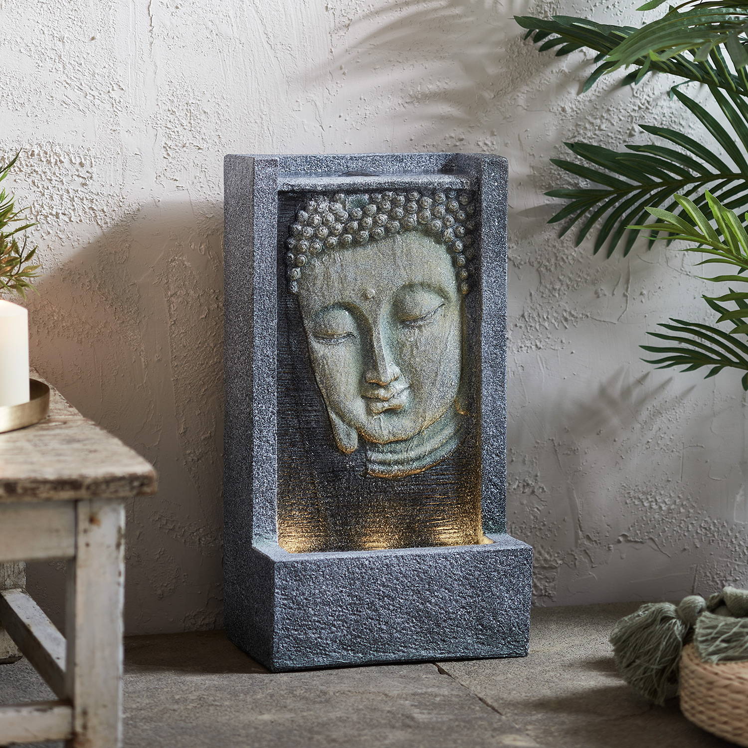 Water feature image on a patio setting